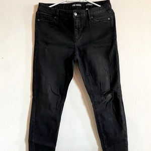 Black Classic Slim Fit distressed jeans
